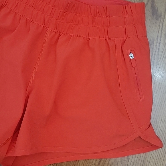 ❌❌❌ SOLD ❌❌❌NWOT Lululemon Tracker Shorts 4"/ 8 - Picture 7 of 11